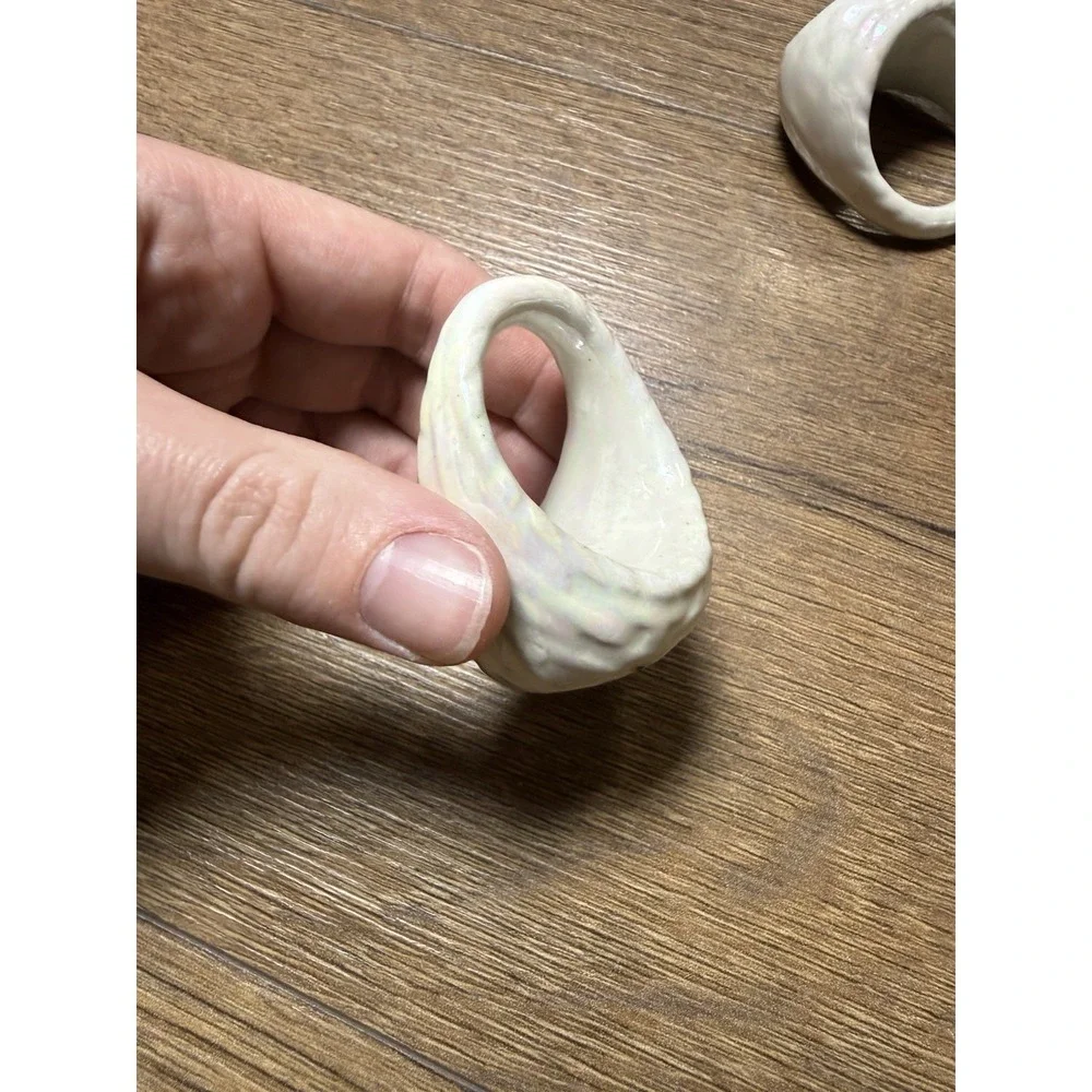 Vintage Porcelain Ceramic Basket Napkin Rings Set‎ 7